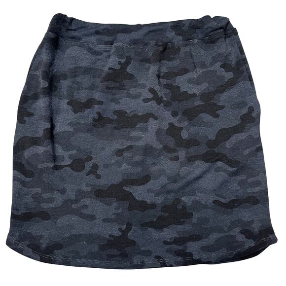Sundry for Evereve Camo Drawstring Waist Skirt - Picture 2 of 4